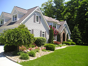 Landscapers and Lawncare Services in Warren, OH